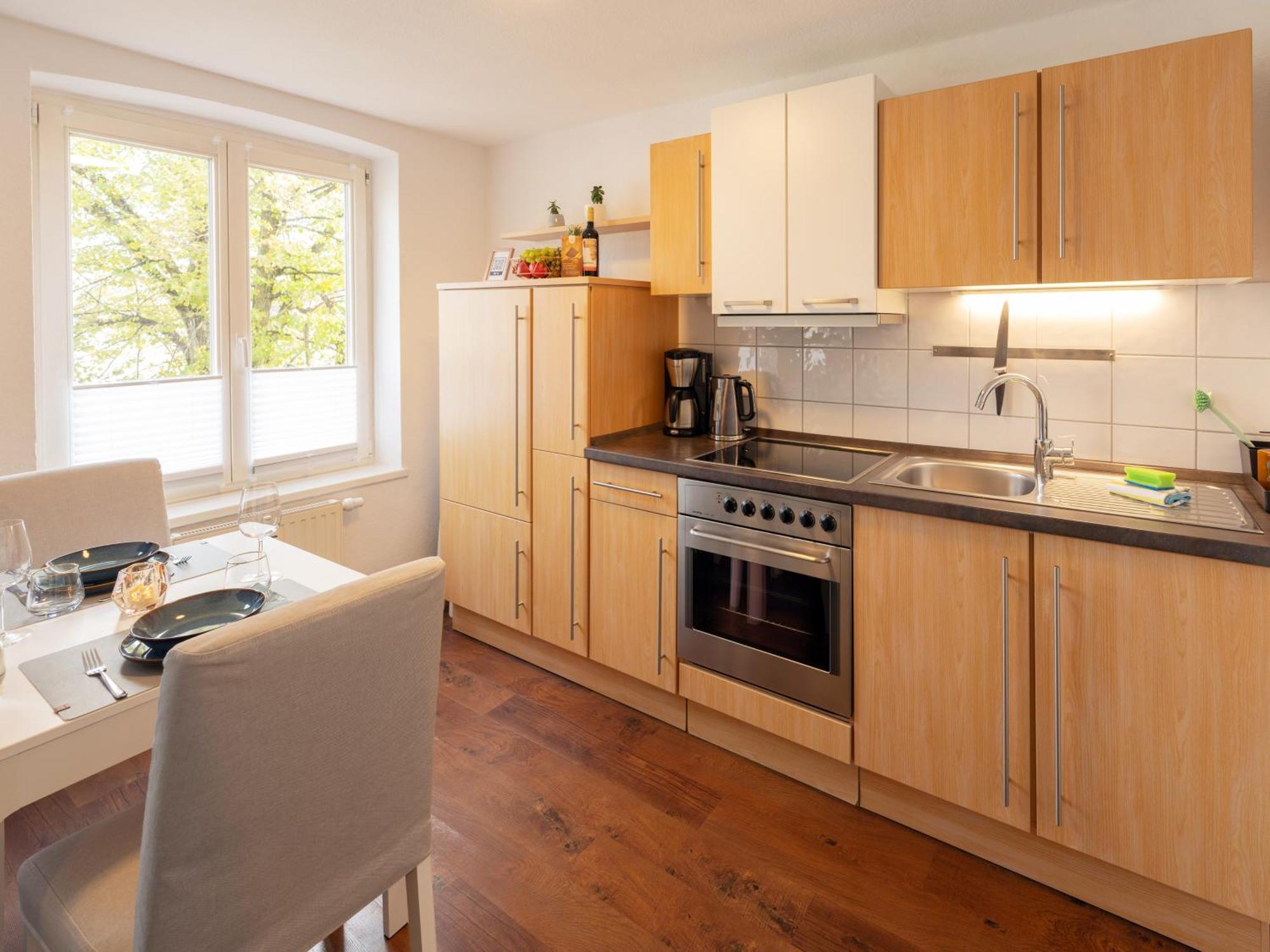 Schlosskoenig - Modernes & Zentrales Apartment Mit Balkon Und Arbeitsplatz Schwerin  Bagian luar foto