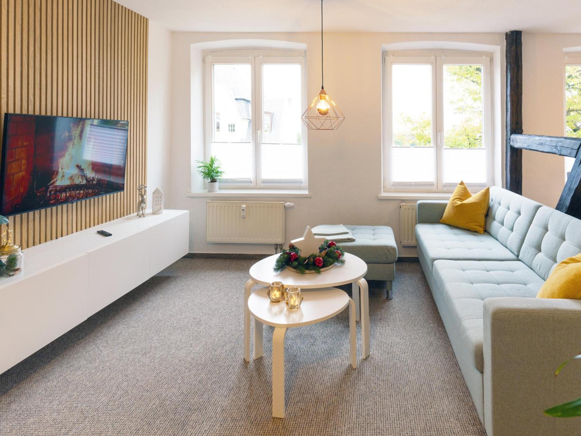 Schlosskoenig - Modernes & Zentrales Apartment Mit Balkon Und Arbeitsplatz Schwerin  Bagian luar foto
